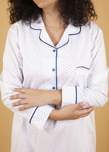 CAMISÓN DE MUJER BEGORA (OTOÑO - INVIERNO) BLANCO CON PUNTOS AZULES